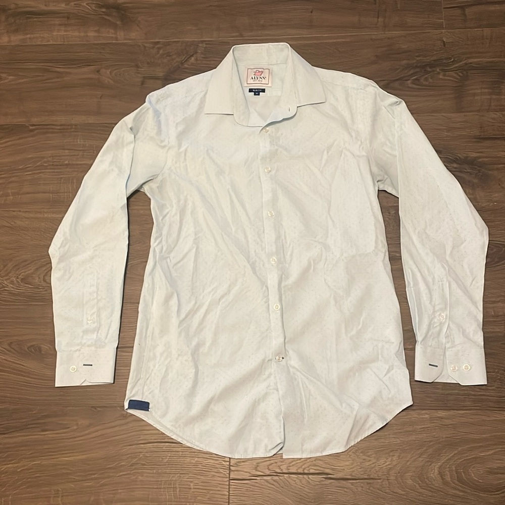 Light Green Alynn Neckwear Slim Fit Button Down Dress Shirt, Size Medium
